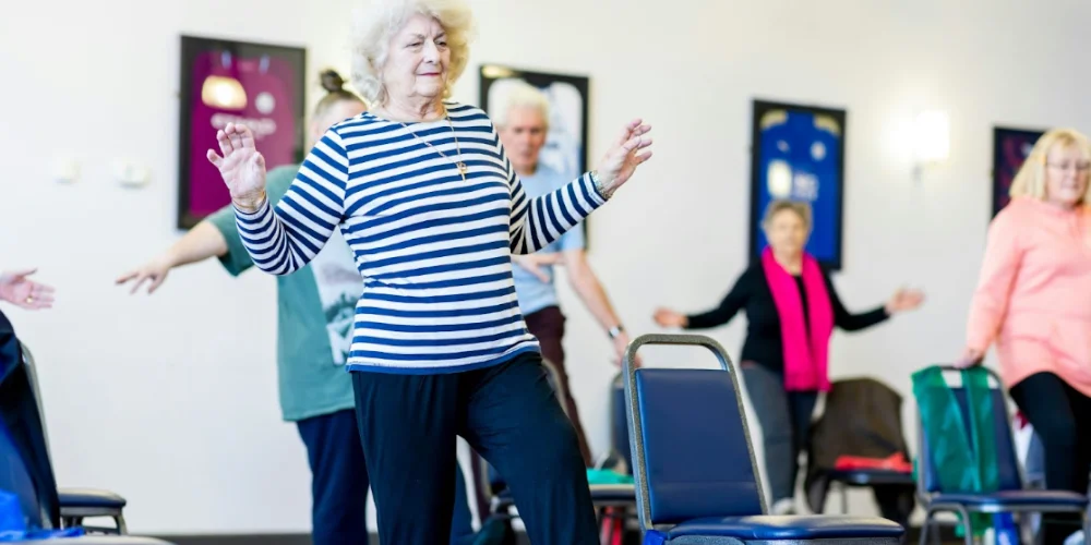 Senior balance and flexibility exercise class