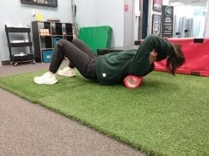 physio patient foam rolling thoracic spine exercise physio patient foam rolling thoracic spine exercise