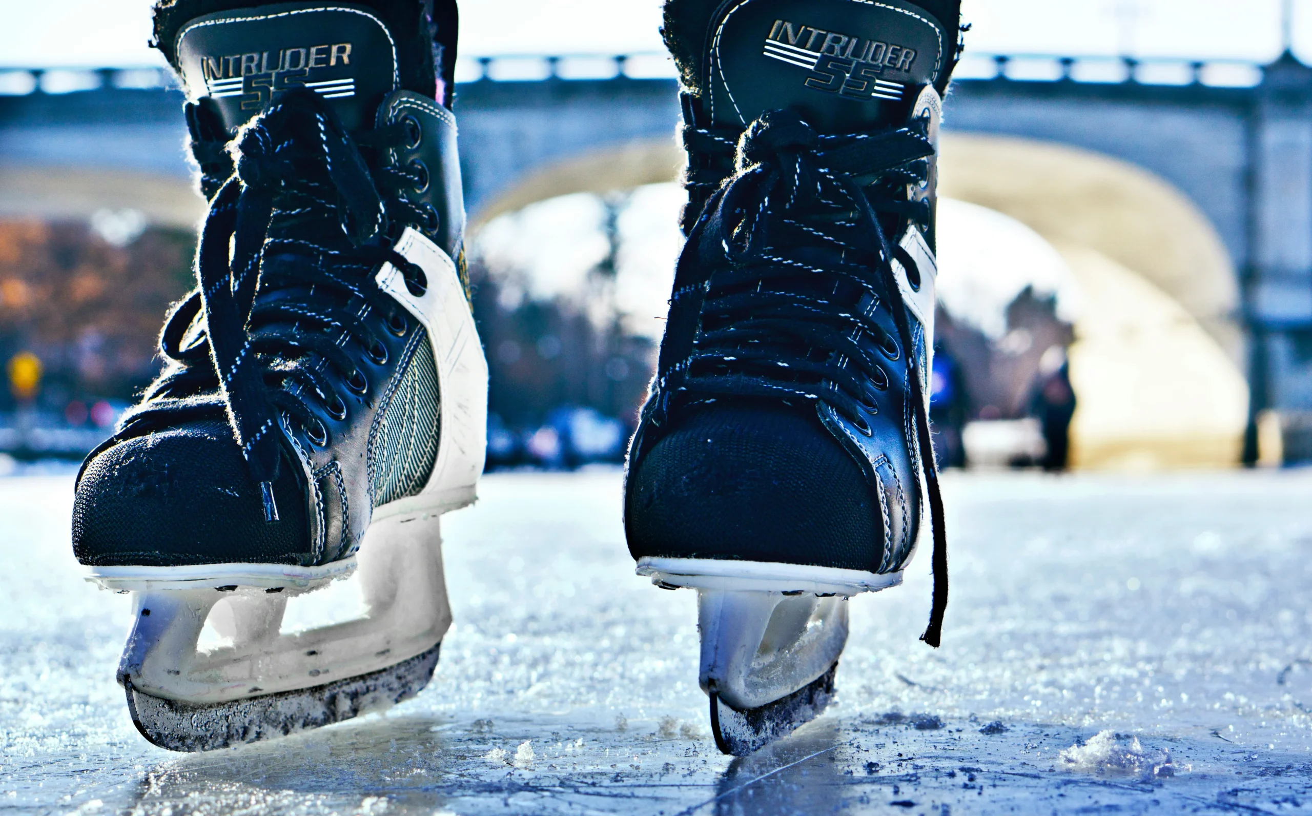 Ice Skating in Oakville: Common Injuries and the Best Exercises to Make Skating Easier This Winter