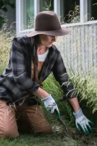 Gardening with Knee Pain Tips for Spring Projects Gardening with Knee Pain Tips for Spring Projects