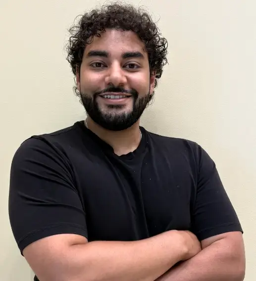 Mohamed Negmi, physiotherapist at Sheddon Physiotherapy Oakville