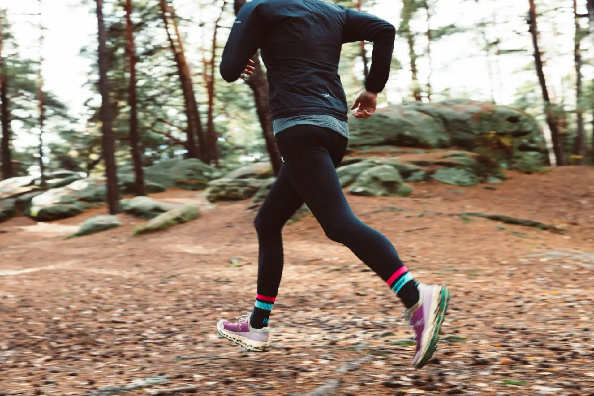 Training for a Fall Race in Oakville, Toronto, or Hamilton? Your 12-Week Guide to Staying Strong Until Race Day